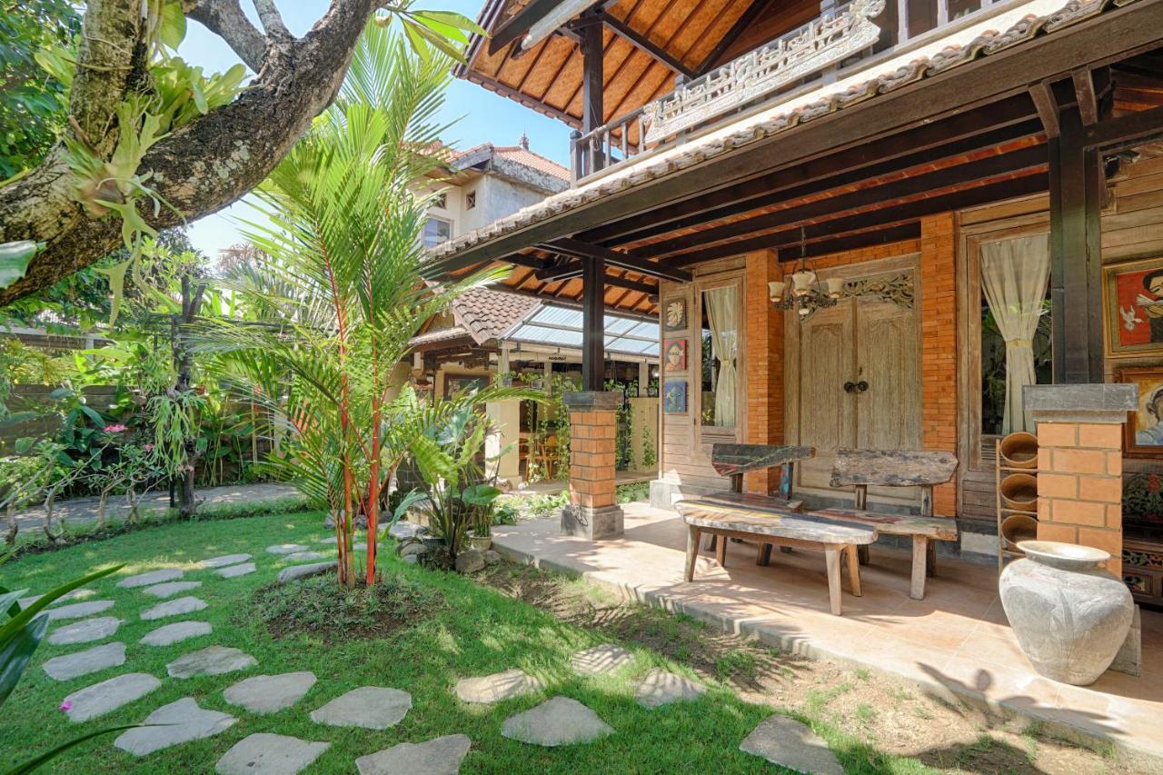 Katang - Katang Guest House Denpasar Extérieur photo